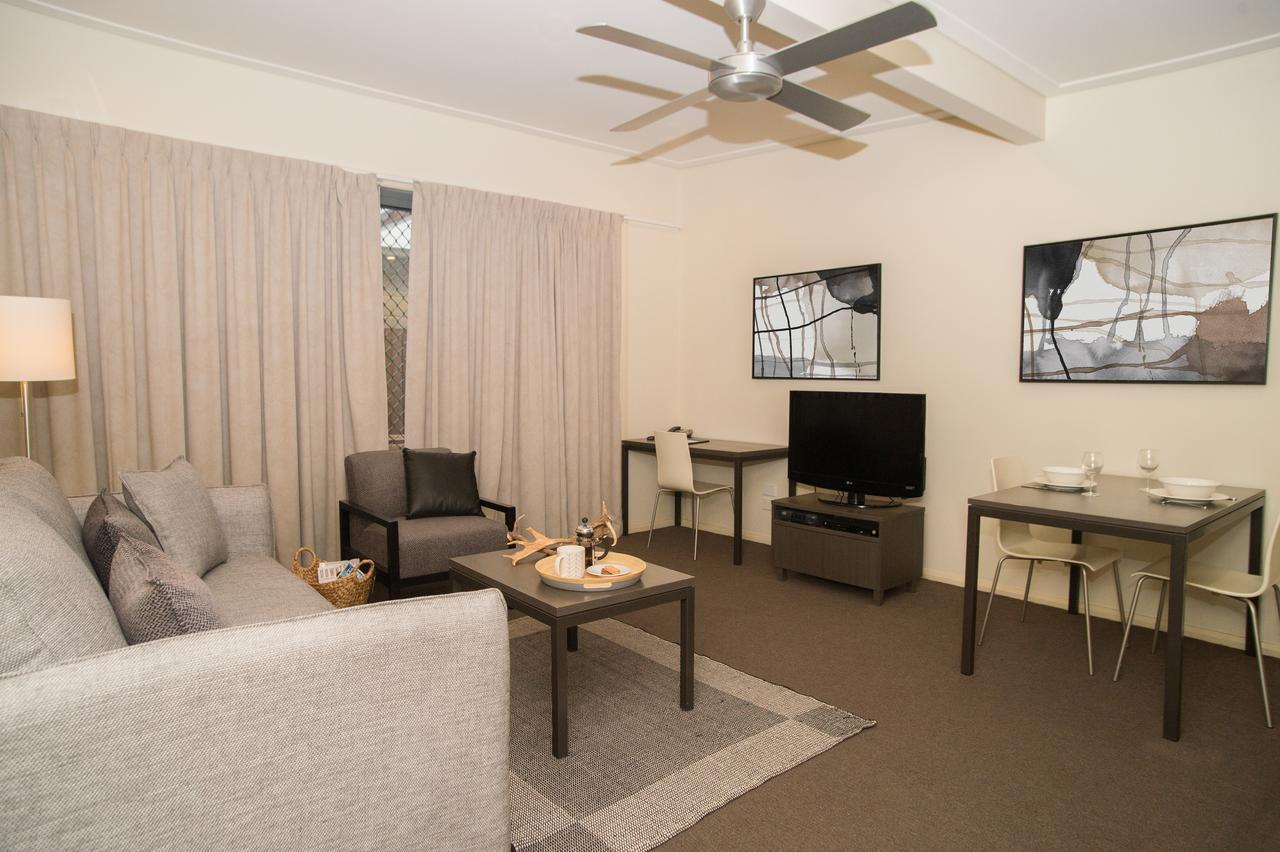 Motel Portman House Scone Esterno foto