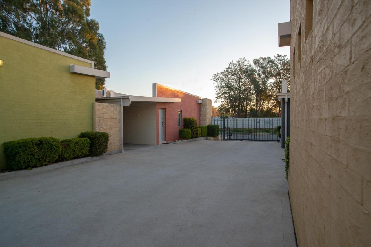 Motel Portman House Scone Esterno foto
