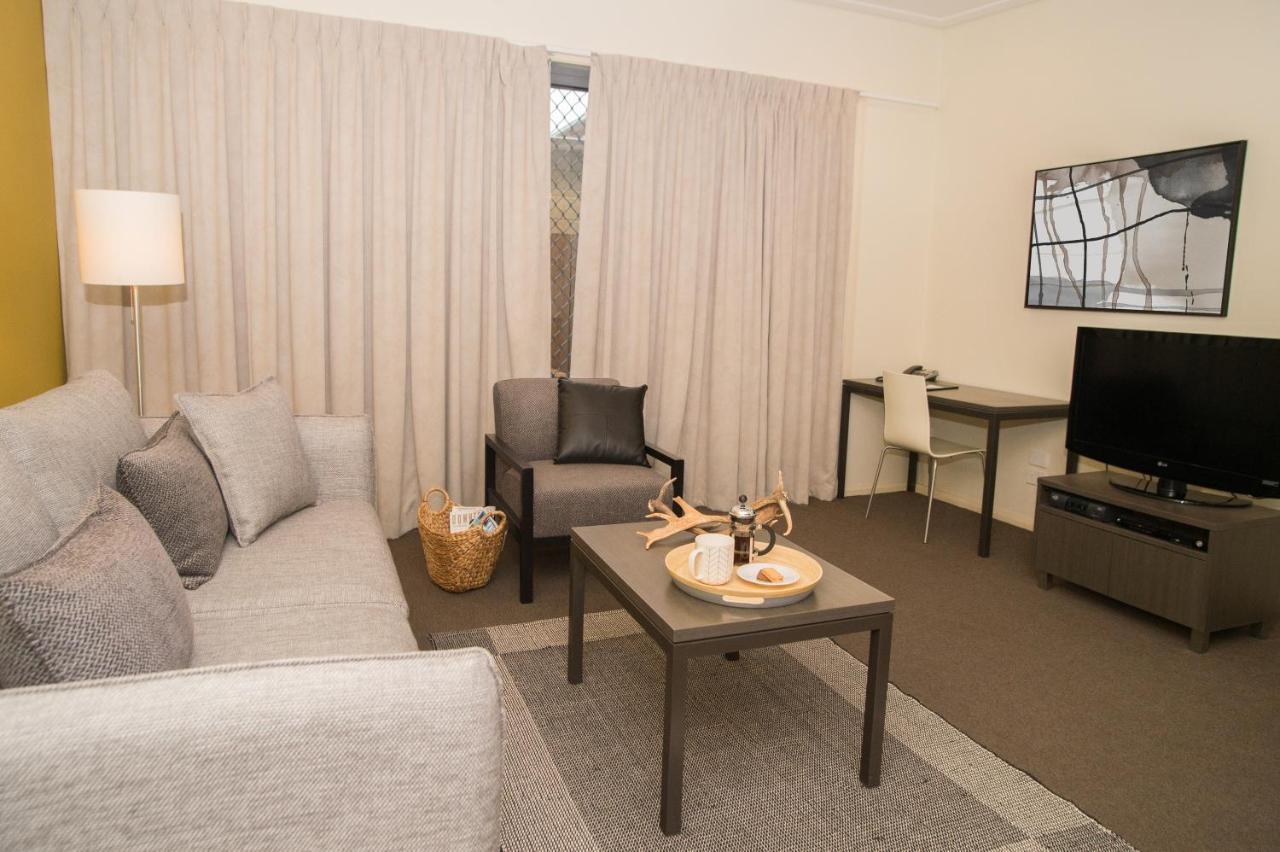 Motel Portman House Scone Esterno foto